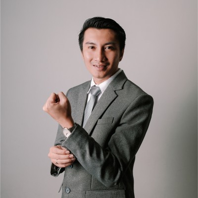 Rifki R.