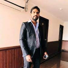 Akshay D.