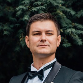 Dan A.