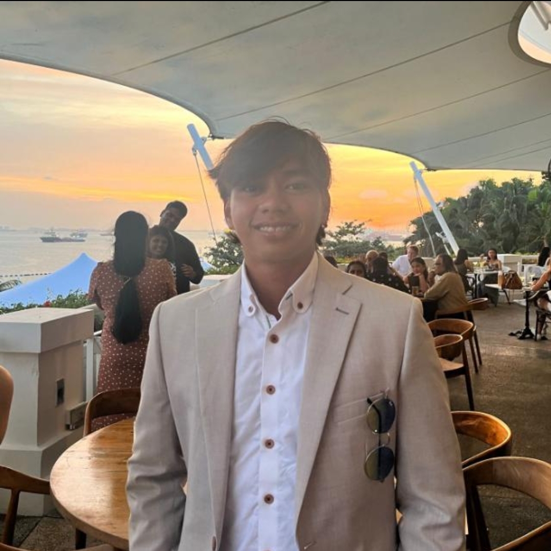 Muhamad H.