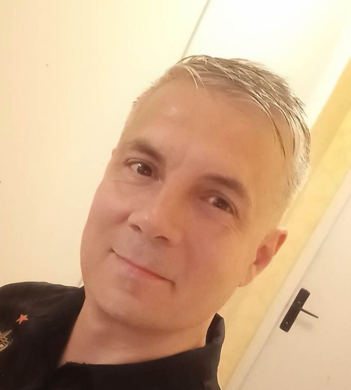 Etienne  M.