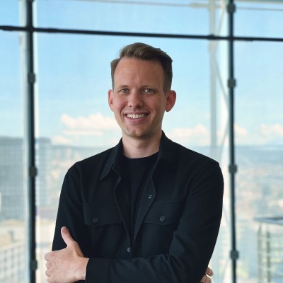 Karsten P.