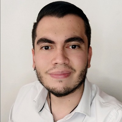 Luis V.